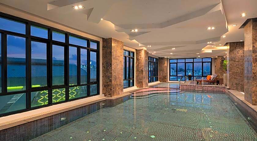 Lumen Bangkok Srinakarin