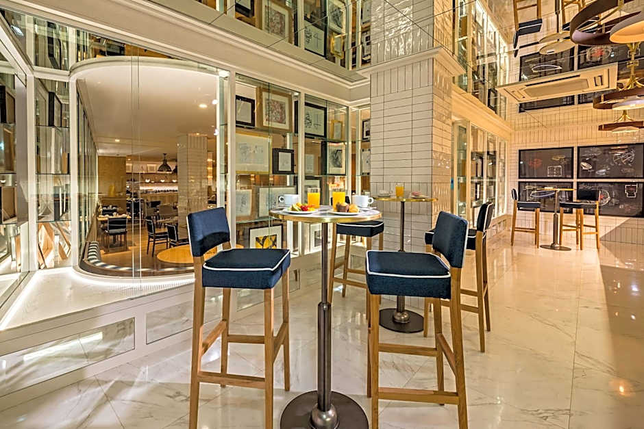 H10 Puerta de Alcala