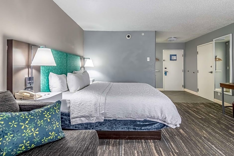 Hampton Inn By Hilton Youngstown-North