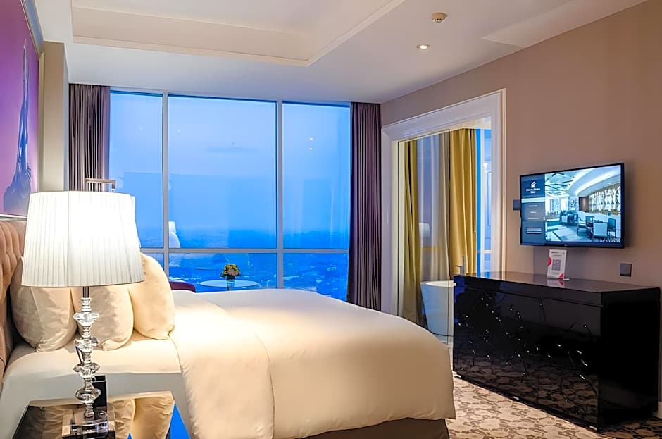 Hotel Ciputra World Surabaya