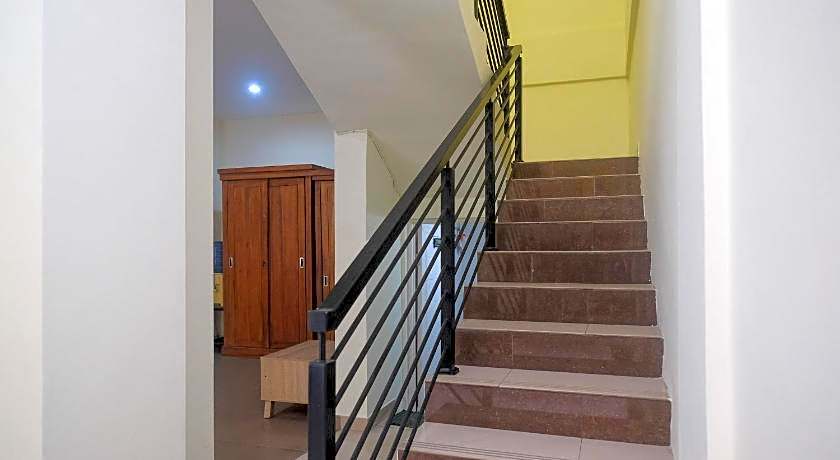 Urbanview Syariah Kadarman Home Laweyan by RedDoorz