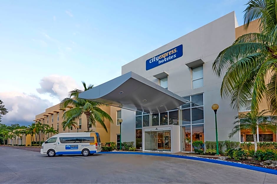 City Express by Marriott Playa Del Carmen