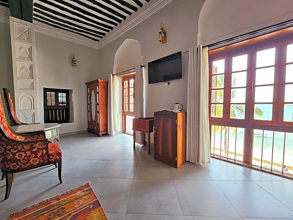 Mizingani Seafront Hotel