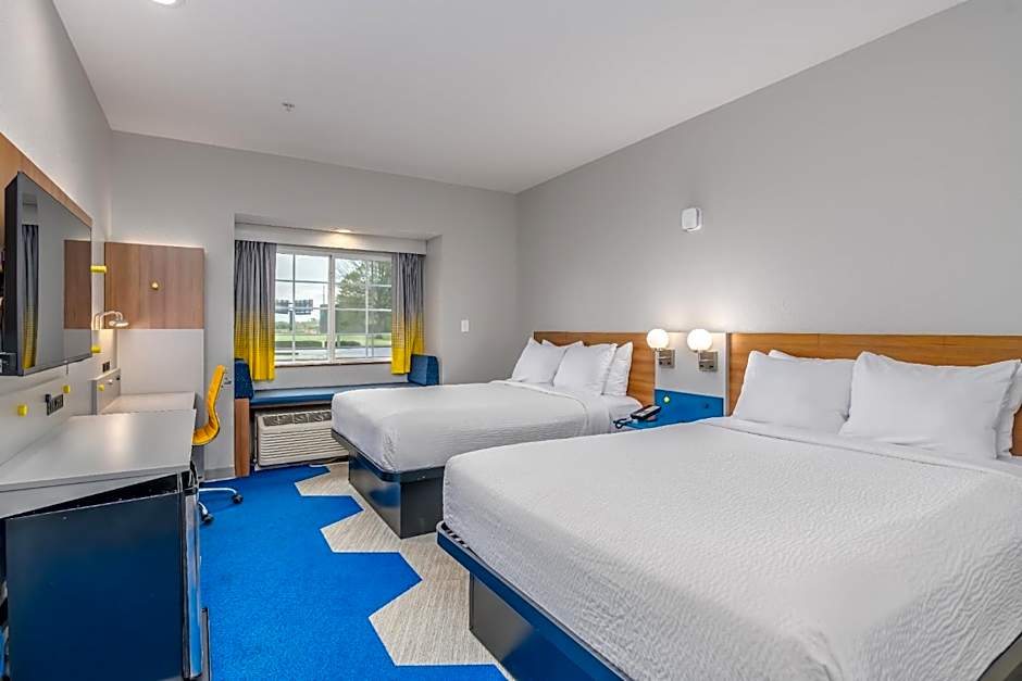 Microtel Inn & Suites By Wyndham Montgomery