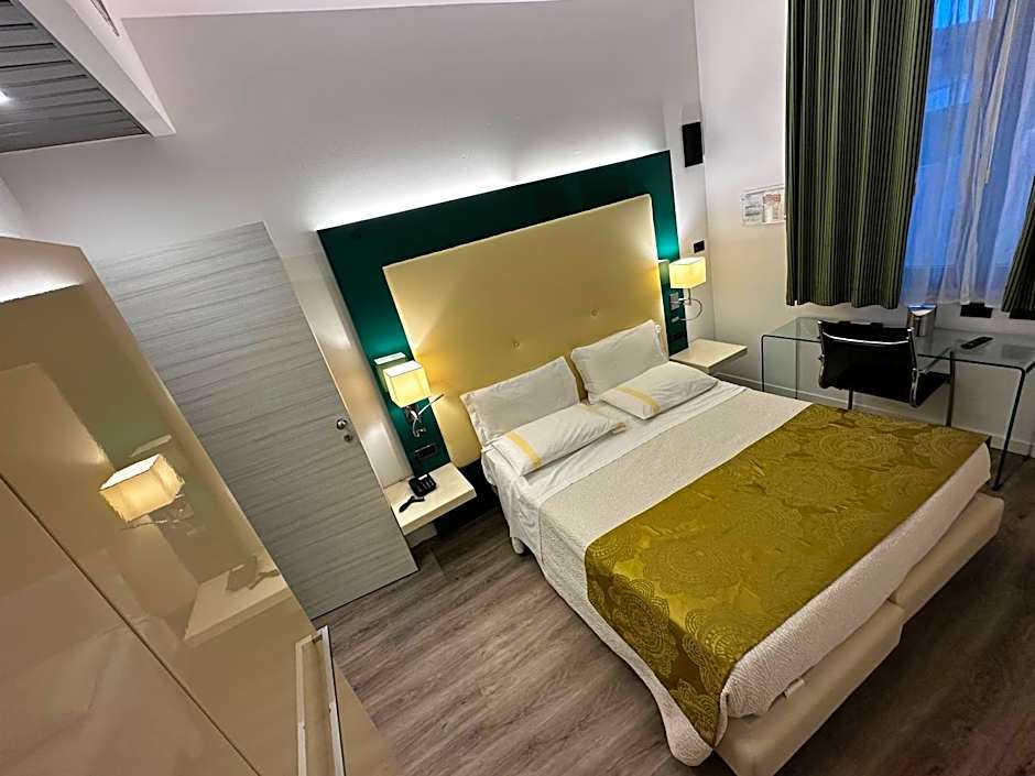 Green Park Hotel