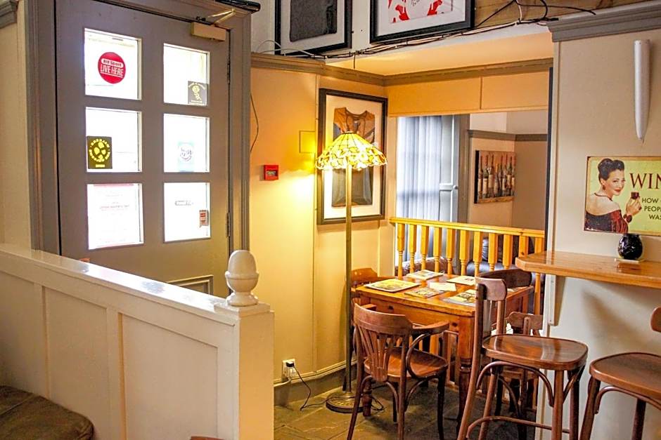 Station Hotel And Restaurant