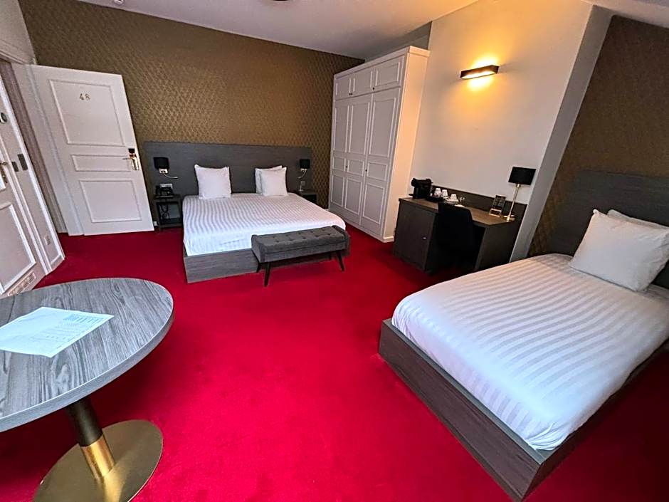 La Bourse Hotel