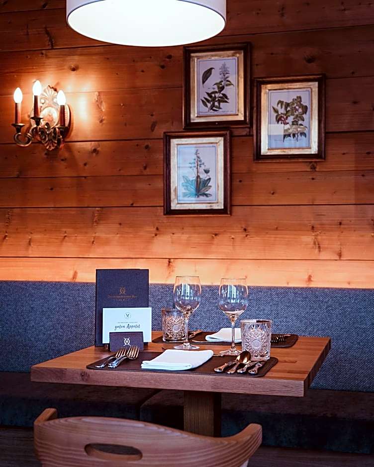 Österreichischer Hof-im Bademantel direkt in die Alpentherme