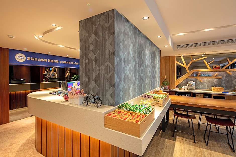 RICH & FREE HOTEL-Kaifeng 