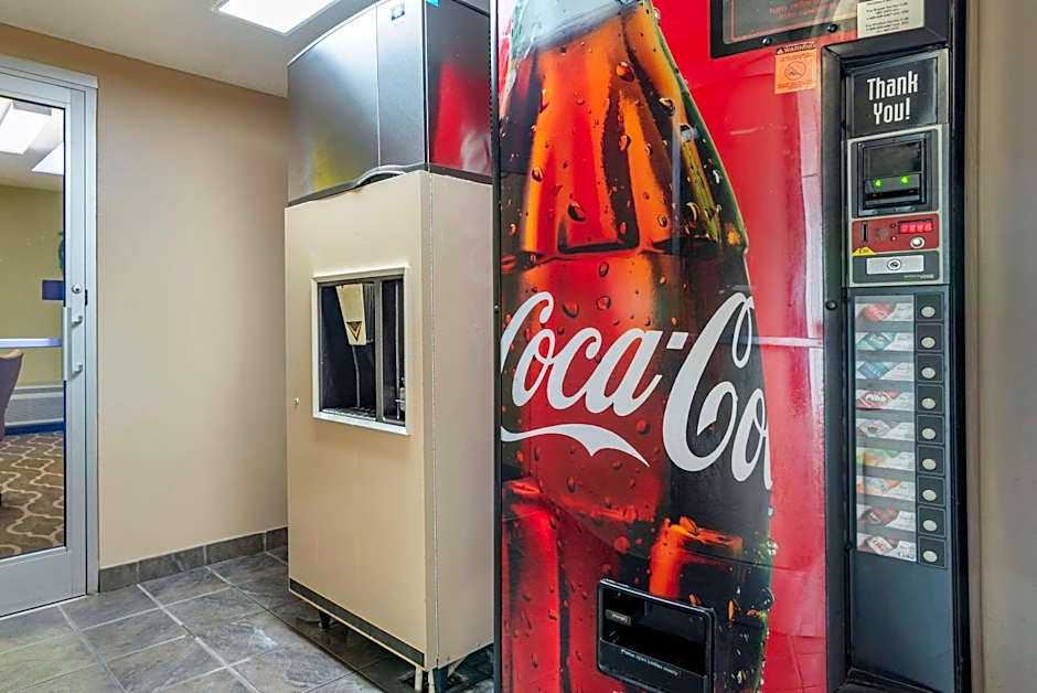 Comfort Inn Meridian - Bonita Lakes