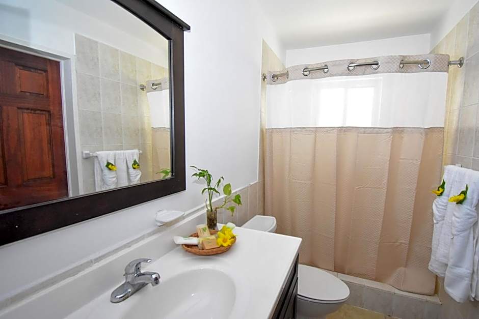 Lord Nelson Hotel & Residences