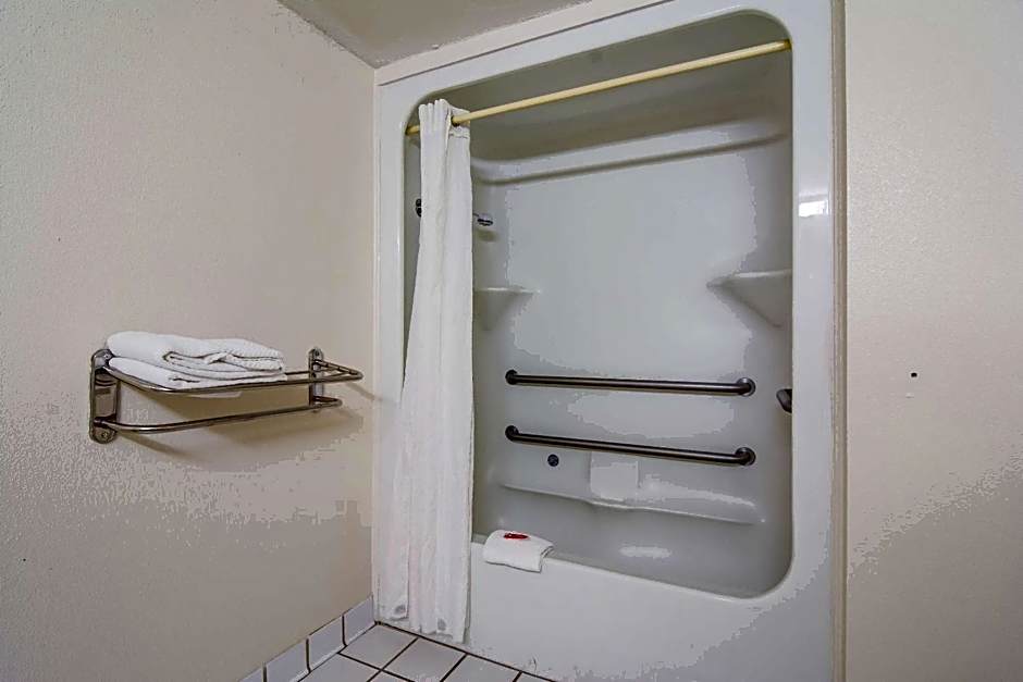 Econo Lodge Garner - Raleigh