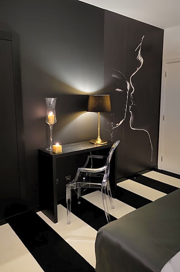 Vinyl M Hotel - Adults Only