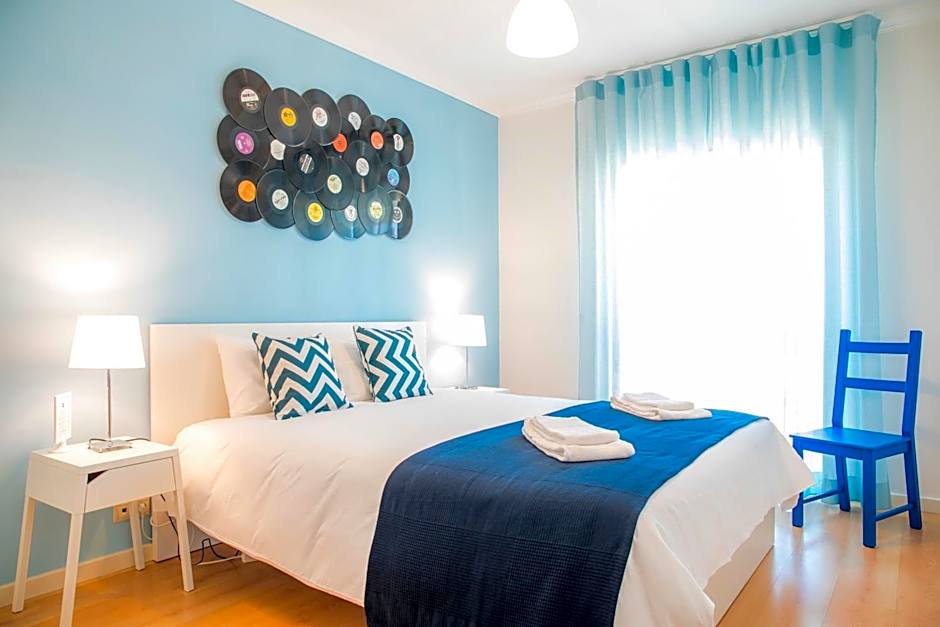 Vinyl Flat Bed & Breakfast - Rooms