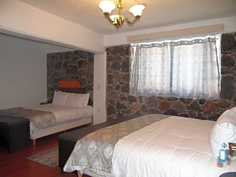 Deluxe Queen Room