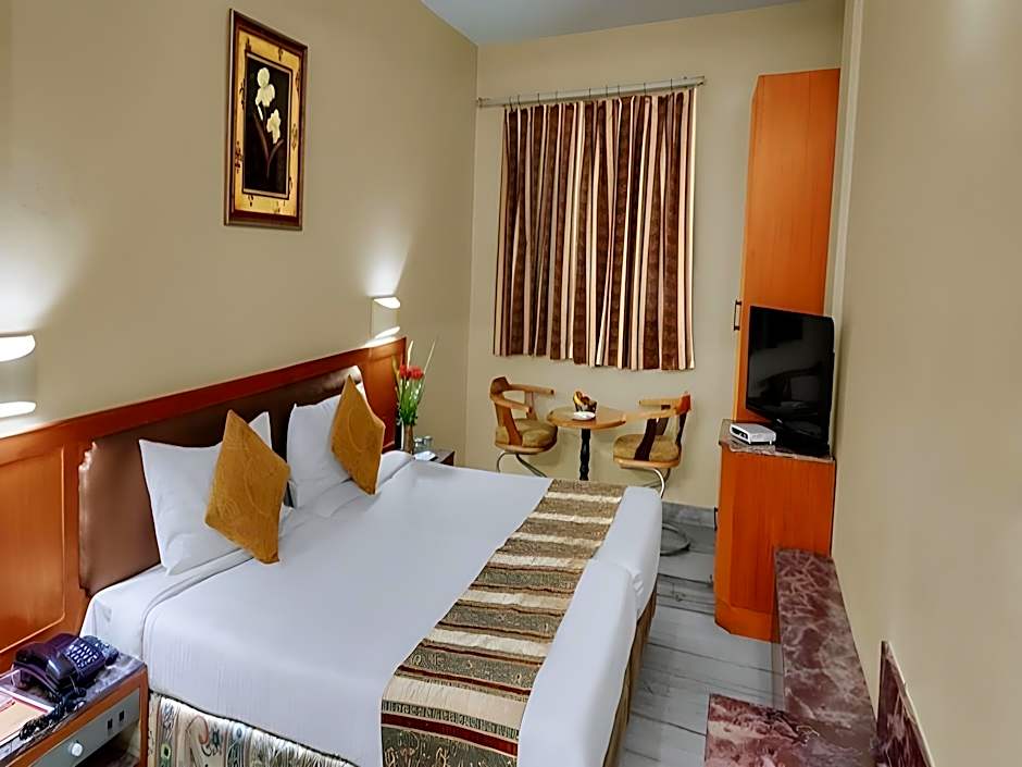 Amar Yatri Niwas Hotel