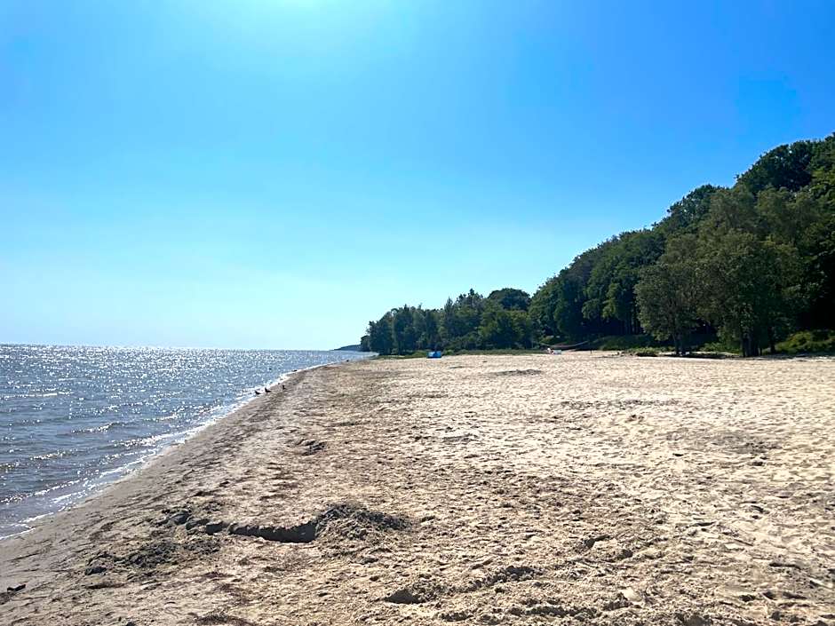 Seaview House with fireplace