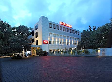 Hotel Samudra Sreekandapuram