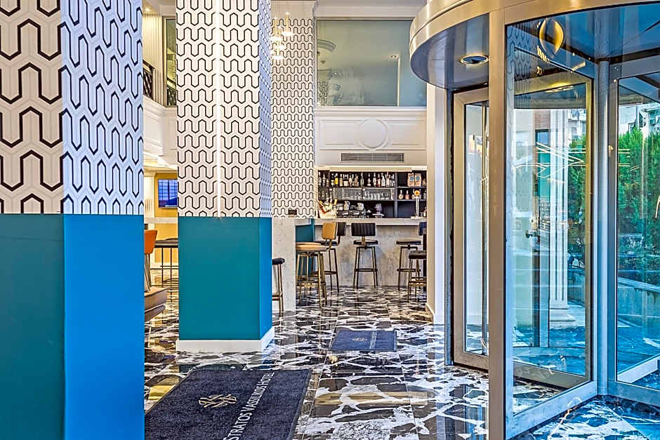 Airotel Stratos Vassilikos Hotel