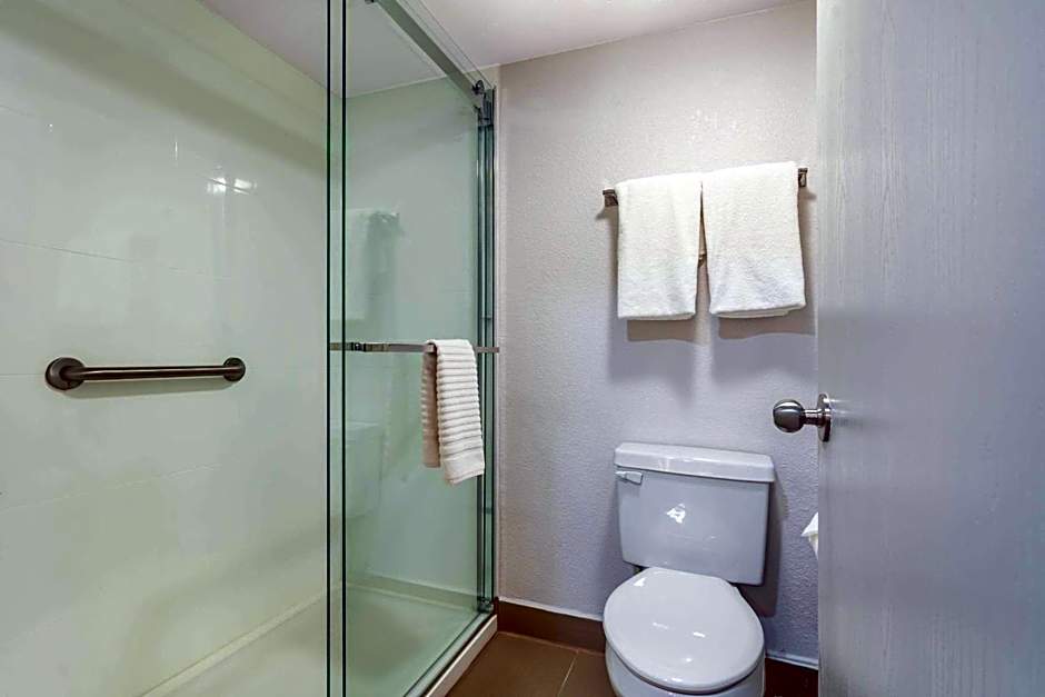 Comfort Inn & Suites - Chesterfield