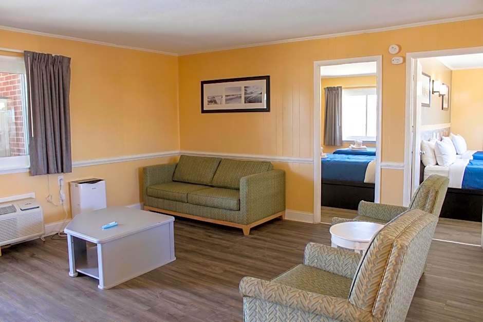 Colonial Inn