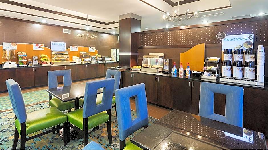 Holiday Inn Express and Suites - Stroudsburg By IHG