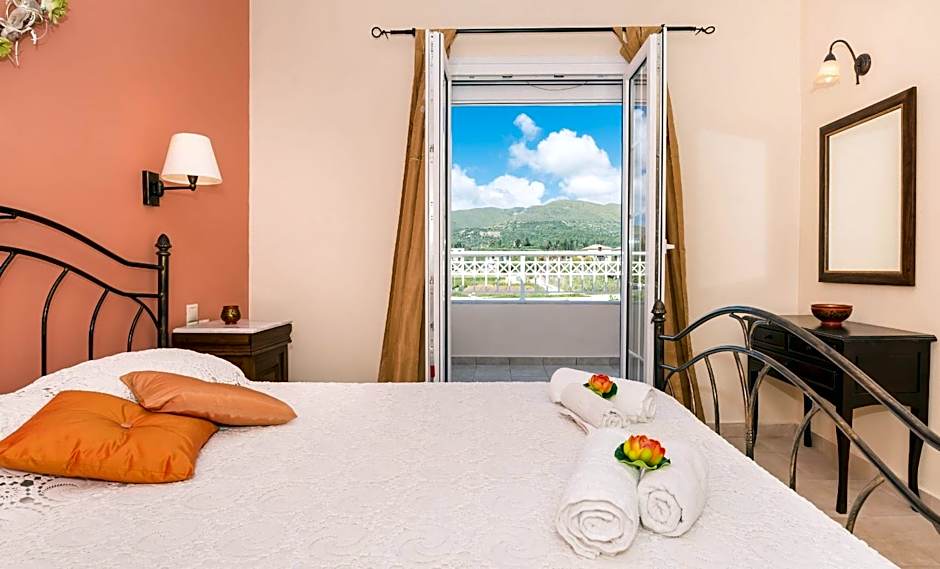 Lorenzo Villas with Private Pool, 200m from the beach, by ZanteWize