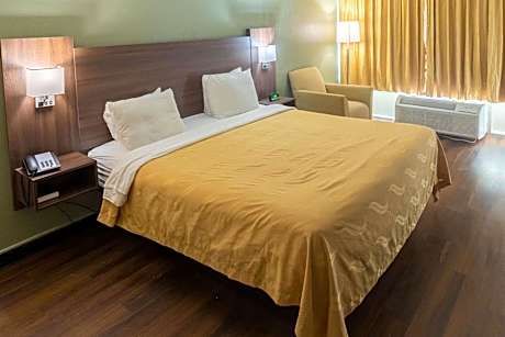 Quality Inn Richmond Hill - Savannah I-95