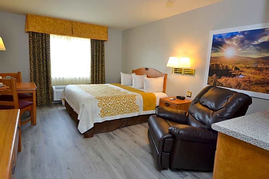 Days Inn & Suites by Wyndham Airport Albuquerque