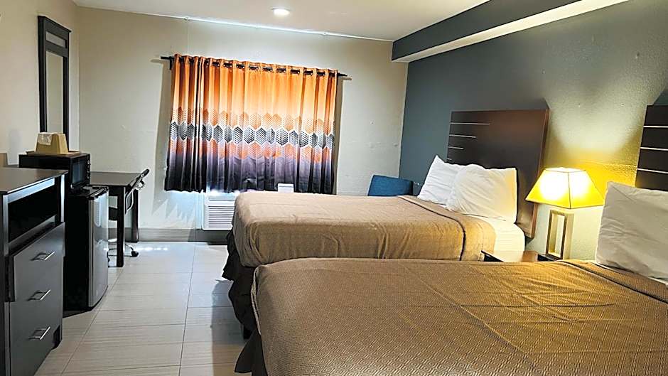 REGENCY INN & SUITS