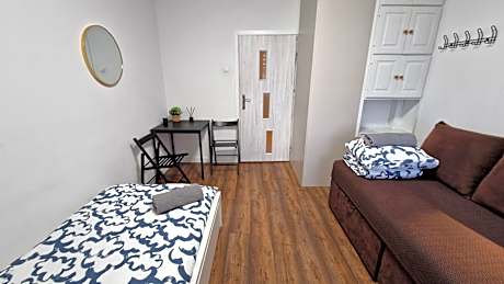 Twin Room with Shared Bathroom