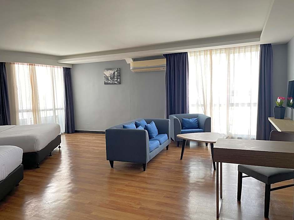 Win Hotel