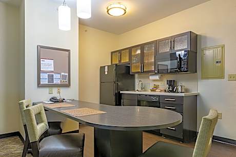 1 King 1 Bedroom Suite Sofa Bed