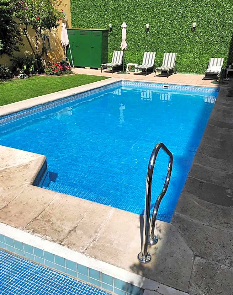 Hotel Crillon Mendoza