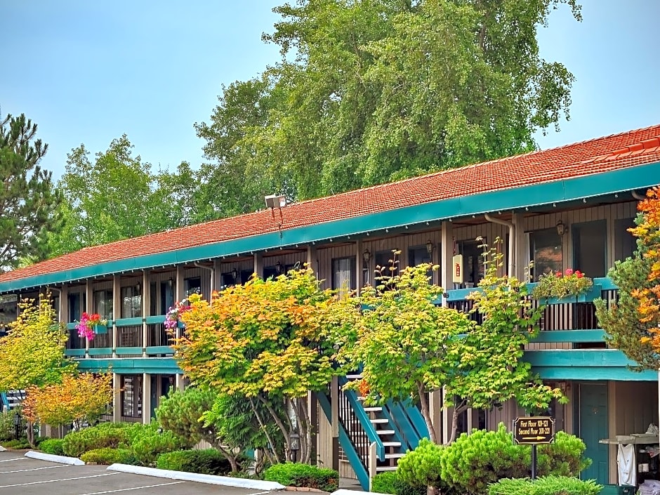 Coachman Inn Oak Harbor