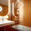 Mercure Saint Raphael Centre PLage