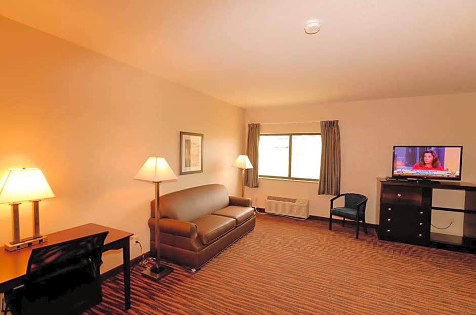 Cobblestone Inn & Suites - Denison | Oak Ridge