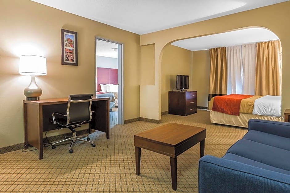 Comfort Inn & Suites South Bend