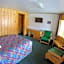 Lone Eagle Lodge And Snowmobile Rental