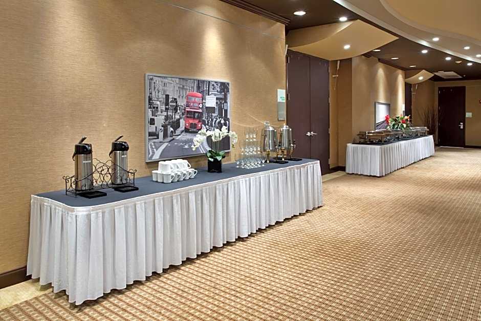 Holiday Inn Macon North By IHG