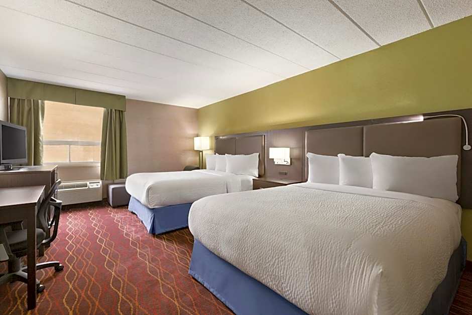 Days Inn by Wyndham Ottawa