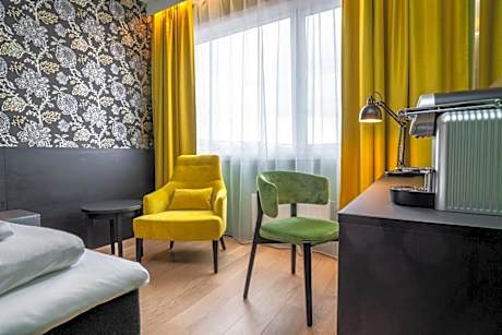Superior Twin Room with Sea View