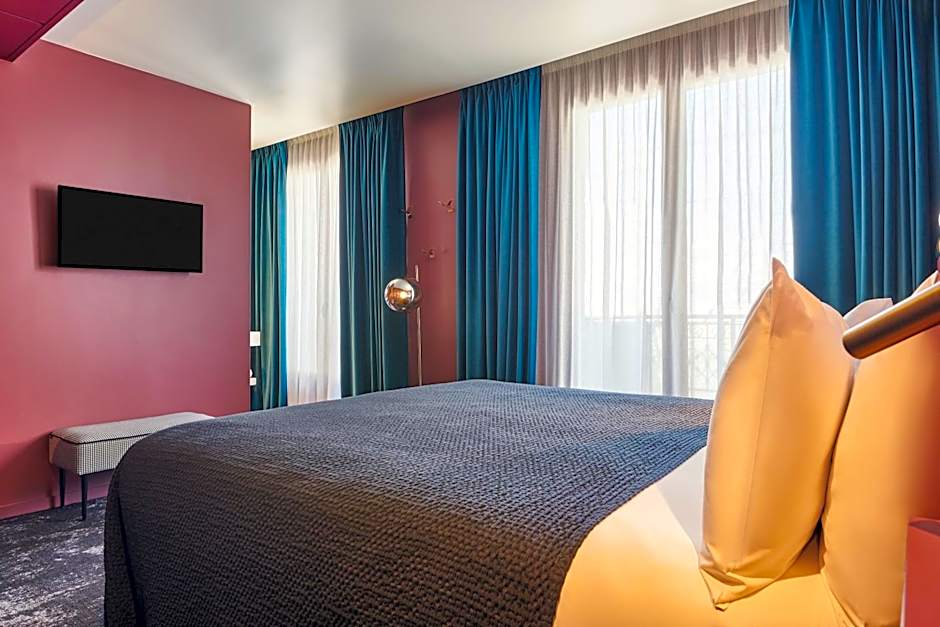 Mercure Paris Tour Eiffel Pont Mirabeau