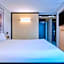ibis Orly Chevilly Tram 7