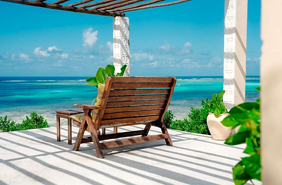 Pearl Beach by Sansi