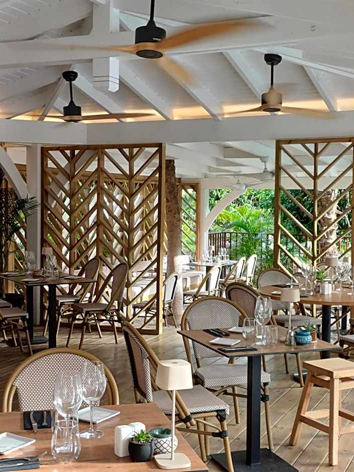 PALM COURT RESIDENCE 4 Stars