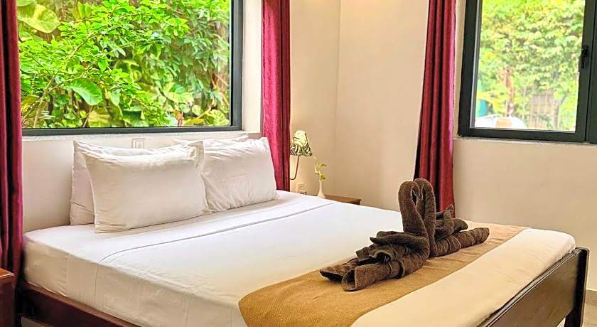 Au Cabaret Vert Hotel
