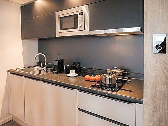 Arivo Aparthotel