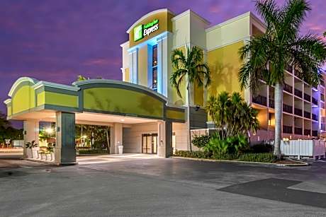 Holiday Inn Express Cape Coral-Fort Myers Area By IHG