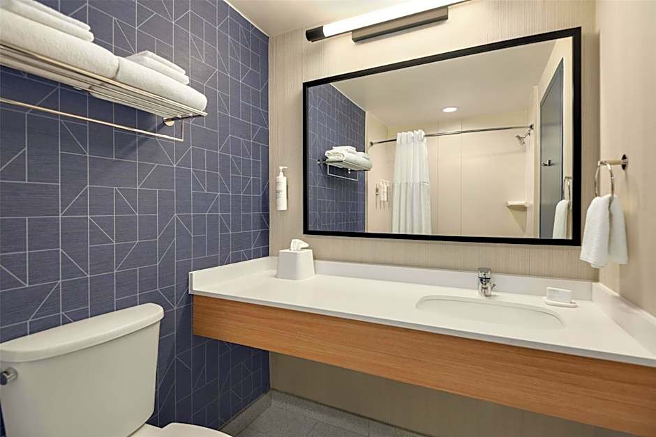 Spark by Hilton Woburn Boston